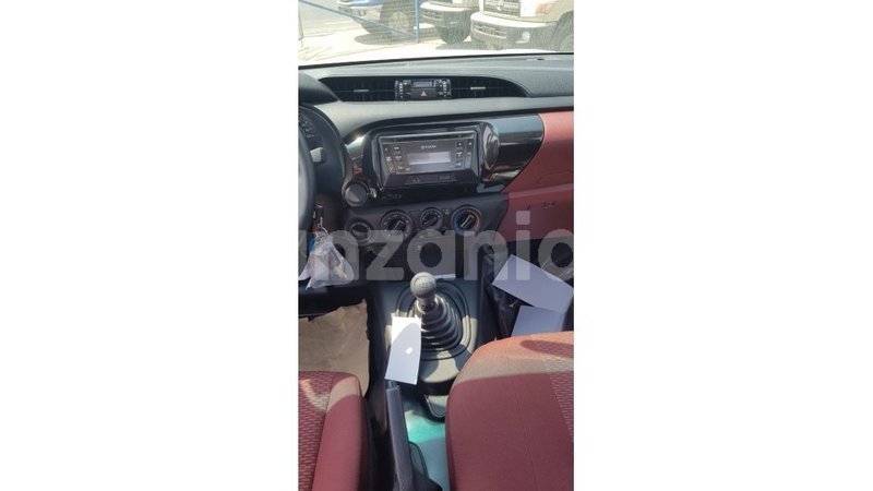 Big with watermark toyota hilux arusha import dubai 8641