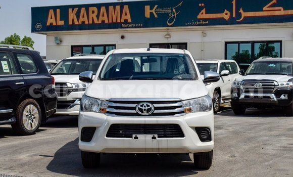 Buy Import Toyota Hilux White Car in Import - Dubai in Arusha Buy Import Toyota Hilux White Car in Import - Dubai in Arusha