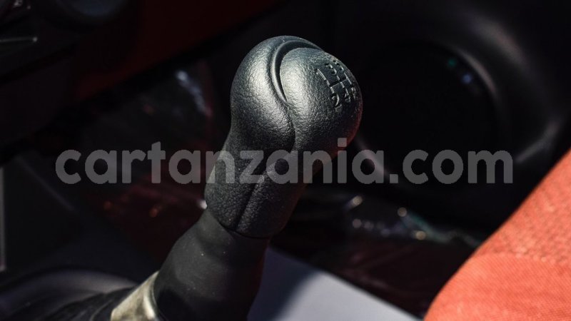 Big with watermark toyota hilux arusha import dubai 8642