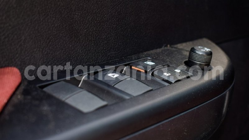 Big with watermark toyota hilux arusha import dubai 8642