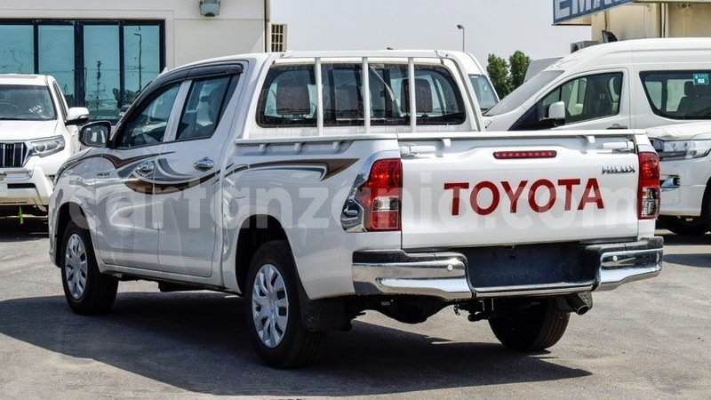Big with watermark toyota hilux arusha import dubai 8642
