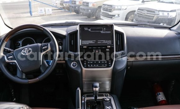 Nunua Imported Toyota Land Cruiser Nyingine Gari ndani ya Import - Dubai nchini Arusha Nunua Imported Toyota Land Cruiser Nyingine Gari ndani ya Import - Dubai nchini Arusha