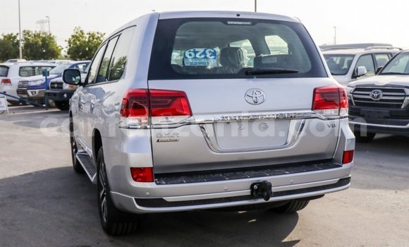 Nunua Imported Toyota Land Cruiser Nyingine Gari ndani ya Import - Dubai nchini Arusha Nunua Imported Toyota Land Cruiser Nyingine Gari ndani ya Import - Dubai nchini Arusha