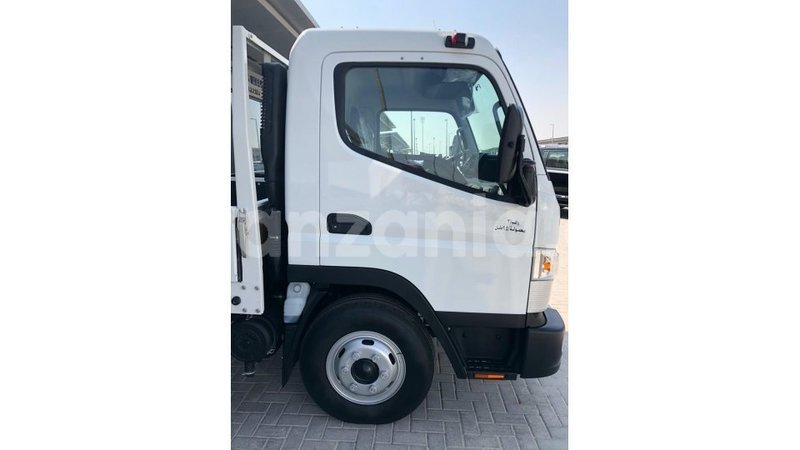 Big with watermark mitsubishi carisma arusha import dubai 8645