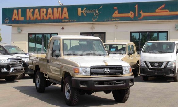 Nunua Imported Toyota Land Cruiser Beige Gari ndani ya Import - Dubai nchini Arusha Nunua Imported Toyota Land Cruiser Beige Gari ndani ya Import - Dubai nchini Arusha