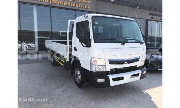 Buy Import Mitsubishi Carisma White Car in Import - Dubai in Arusha Buy Import Mitsubishi Carisma White Car in Import - Dubai in Arusha