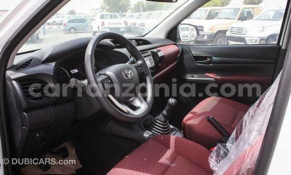 Buy Import Toyota Hilux White Car in Import - Dubai in Arusha Buy Import Toyota Hilux White Car in Import - Dubai in Arusha