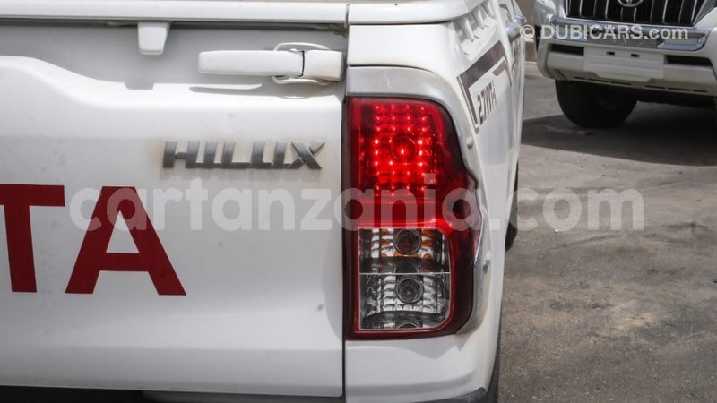 Big with watermark toyota hilux arusha import dubai 8650