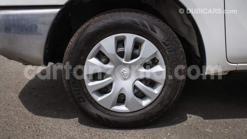 Big with watermark toyota hilux arusha import dubai 8650