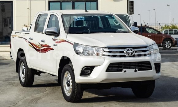 Buy Import Toyota Hilux White Car in Import - Dubai in Arusha Buy Import Toyota Hilux White Car in Import - Dubai in Arusha