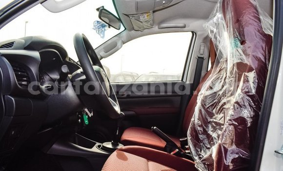 Buy Import Toyota Hilux White Car in Import - Dubai in Arusha Buy Import Toyota Hilux White Car in Import - Dubai in Arusha