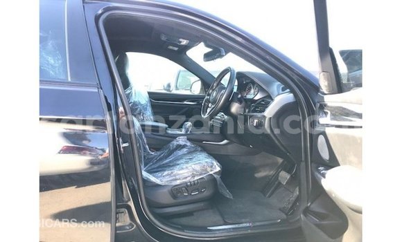 Nunua Imported BMW X6 Bluu Gari ndani ya Import - Dubai nchini Arusha Nunua Imported BMW X6 Bluu Gari ndani ya Import - Dubai nchini Arusha