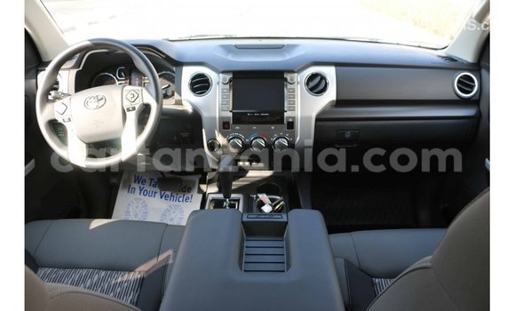 Nunua Imported Toyota Tundra Nyeupe Gari ndani ya Import - Dubai nchini Arusha Nunua Imported Toyota Tundra Nyeupe Gari ndani ya Import - Dubai nchini Arusha