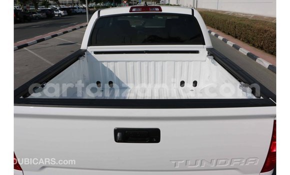 Nunua Imported Toyota Tundra Nyeupe Gari ndani ya Import - Dubai nchini Arusha Nunua Imported Toyota Tundra Nyeupe Gari ndani ya Import - Dubai nchini Arusha