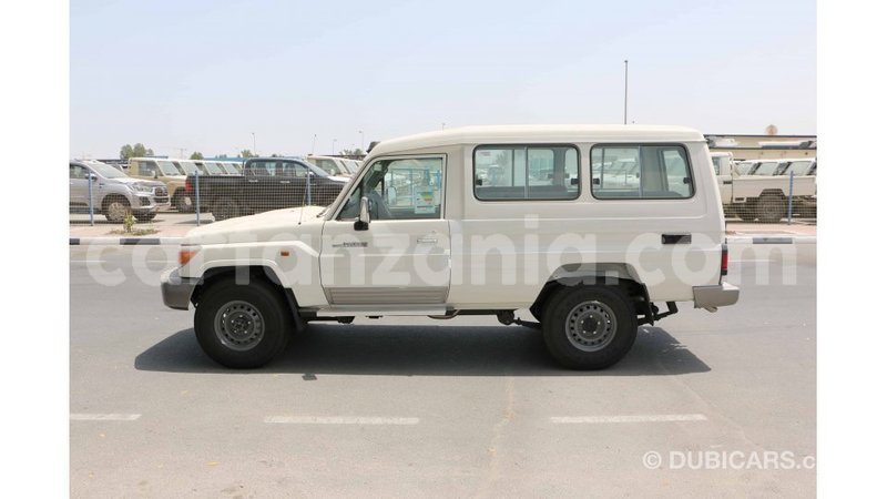 Big with watermark toyota land cruiser arusha import dubai 8659