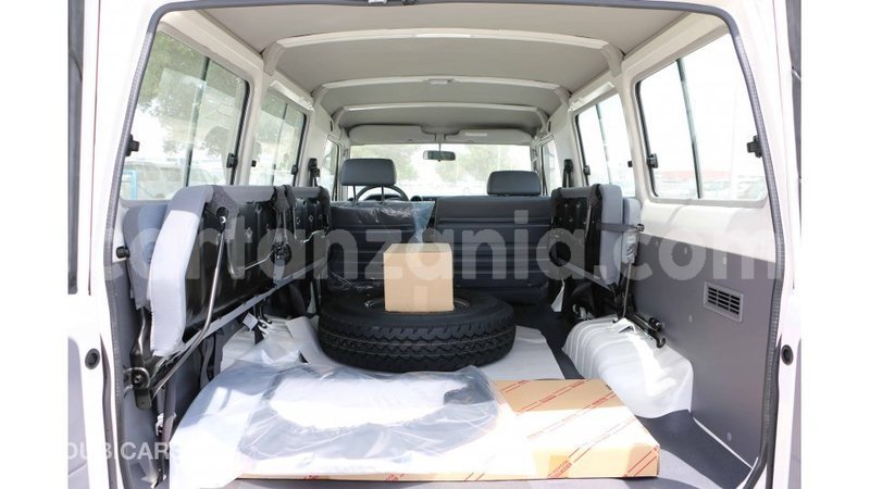 Big with watermark toyota land cruiser arusha import dubai 8659