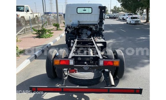 Nunua Imported Mitsubishi i Nyeupe Gari ndani ya Import - Dubai nchini Arusha Nunua Imported Mitsubishi i Nyeupe Gari ndani ya Import - Dubai nchini Arusha
