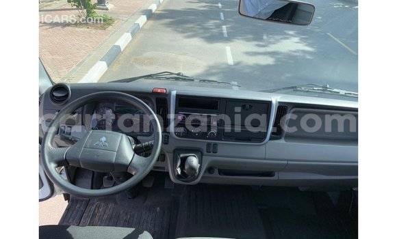 Nunua Imported Mitsubishi i Nyeupe Gari ndani ya Import - Dubai nchini Arusha Nunua Imported Mitsubishi i Nyeupe Gari ndani ya Import - Dubai nchini Arusha