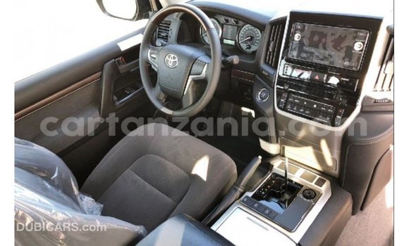 Buy Import Toyota Land Cruiser Black Car in Import - Dubai in Arusha Buy Import Toyota Land Cruiser Black Car in Import - Dubai in Arusha