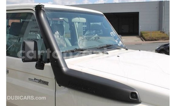 Buy Import Toyota Land Cruiser White Car in Import - Dubai in Arusha Buy Import Toyota Land Cruiser White Car in Import - Dubai in Arusha