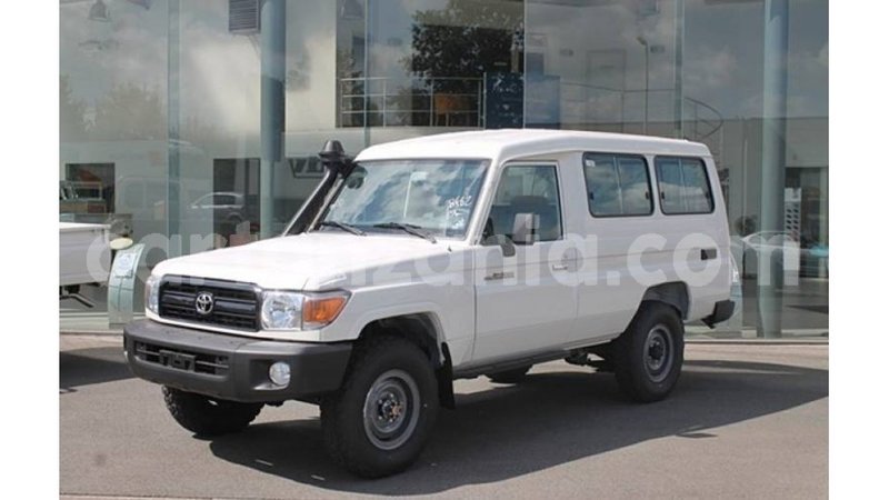 Big with watermark toyota land cruiser arusha import dubai 8668