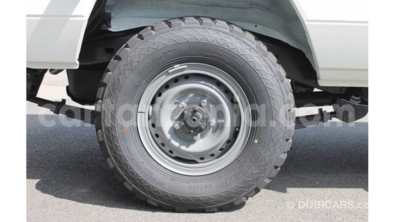 Big with watermark toyota land cruiser arusha import dubai 8668