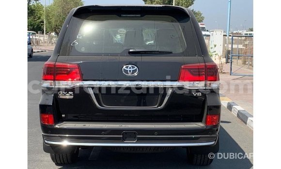 Nunua Imported Toyota Land Cruiser Nyeusi Gari ndani ya Import - Dubai nchini Arusha Nunua Imported Toyota Land Cruiser Nyeusi Gari ndani ya Import - Dubai nchini Arusha