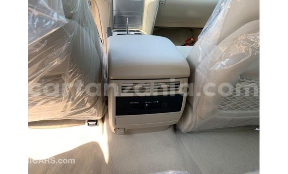 Nunua Imported Toyota Land Cruiser Nyeusi Gari ndani ya Import - Dubai nchini Arusha Nunua Imported Toyota Land Cruiser Nyeusi Gari ndani ya Import - Dubai nchini Arusha