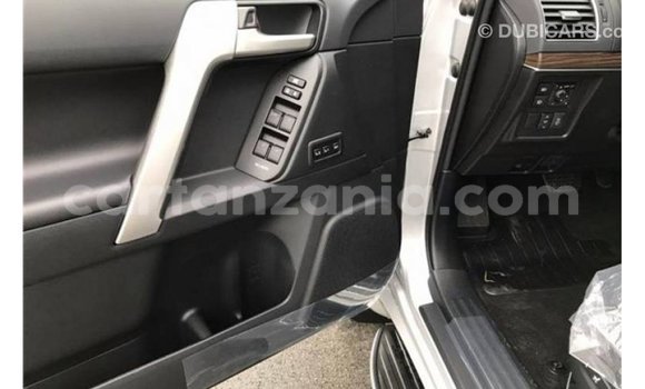 Nunua Imported Toyota Prado Nyingine Gari ndani ya Import - Dubai nchini Arusha Nunua Imported Toyota Prado Nyingine Gari ndani ya Import - Dubai nchini Arusha