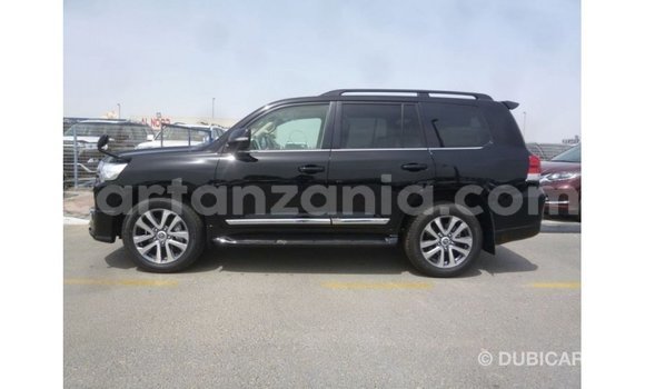 Nunua Imported Toyota Land Cruiser Nyeusi Gari ndani ya Import - Dubai nchini Arusha Nunua Imported Toyota Land Cruiser Nyeusi Gari ndani ya Import - Dubai nchini Arusha