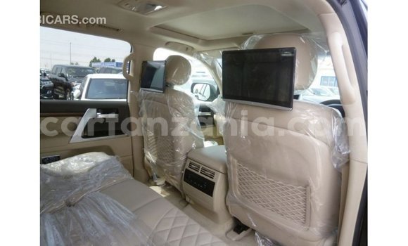 Nunua Imported Toyota Land Cruiser Nyeusi Gari ndani ya Import - Dubai nchini Arusha Nunua Imported Toyota Land Cruiser Nyeusi Gari ndani ya Import - Dubai nchini Arusha