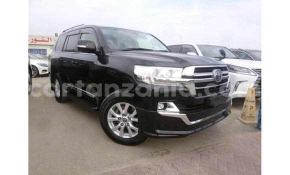 Buy Import Toyota Land Cruiser Black Car in Import - Dubai in Arusha Buy Import Toyota Land Cruiser Black Car in Import - Dubai in Arusha