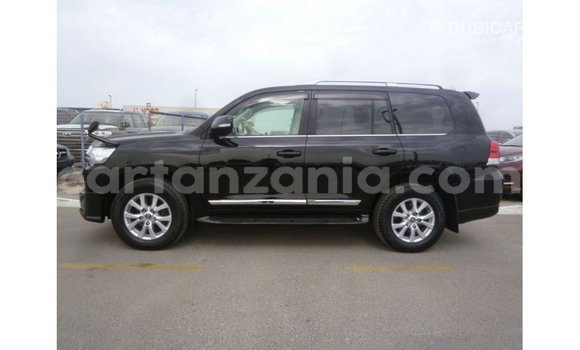 Buy Import Toyota Land Cruiser Black Car in Import - Dubai in Arusha Buy Import Toyota Land Cruiser Black Car in Import - Dubai in Arusha