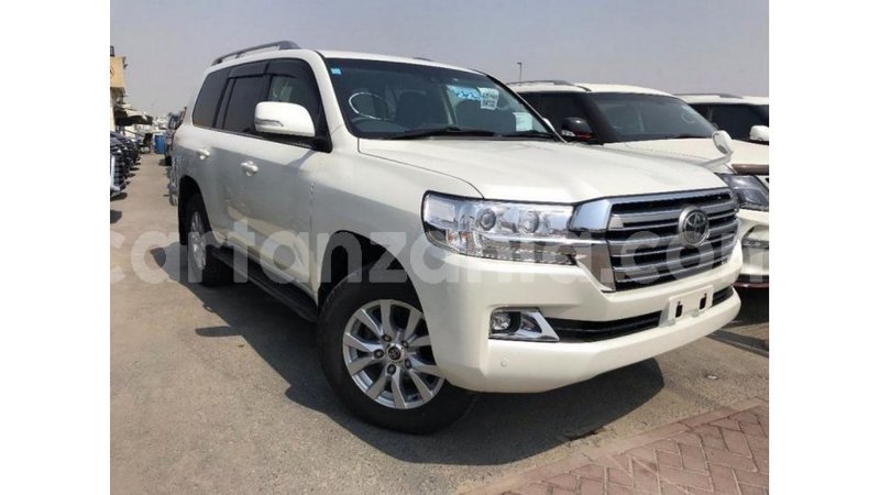 Big with watermark toyota land cruiser arusha import dubai 8691