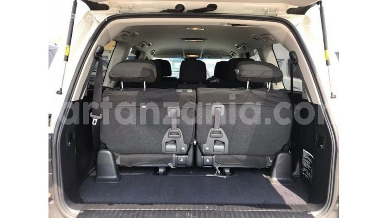 Big with watermark toyota land cruiser arusha import dubai 8691