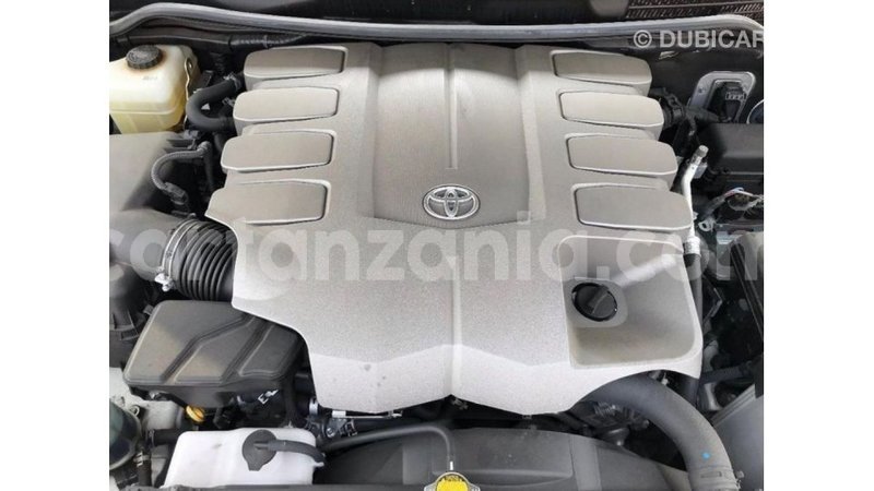 Big with watermark toyota land cruiser arusha import dubai 8691