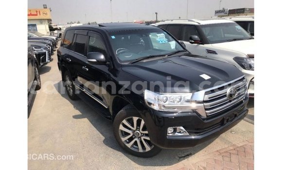 Buy Import Toyota Land Cruiser Black Car in Import - Dubai in Arusha Buy Import Toyota Land Cruiser Black Car in Import - Dubai in Arusha