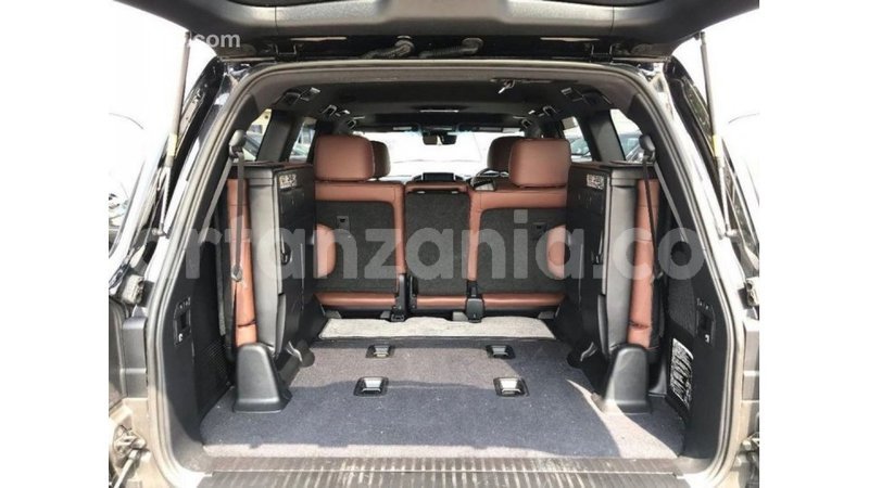 Big with watermark toyota land cruiser arusha import dubai 8692