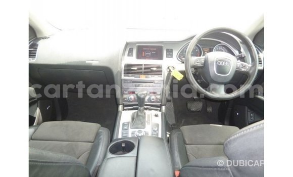Nunua Imported Audi Q7 Nyeusi Gari ndani ya Import - Dubai nchini Arusha Nunua Imported Audi Q7 Nyeusi Gari ndani ya Import - Dubai nchini Arusha