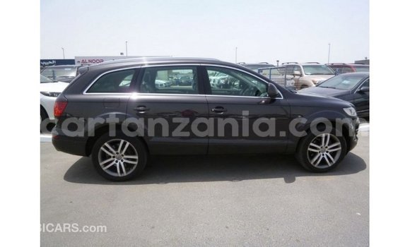 Nunua Imported Audi Q7 Nyeusi Gari ndani ya Import - Dubai nchini Arusha Nunua Imported Audi Q7 Nyeusi Gari ndani ya Import - Dubai nchini Arusha