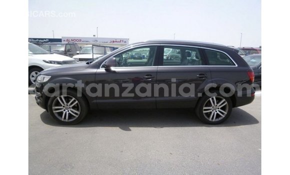 Nunua Imported Audi Q7 Nyeusi Gari ndani ya Import - Dubai nchini Arusha Nunua Imported Audi Q7 Nyeusi Gari ndani ya Import - Dubai nchini Arusha