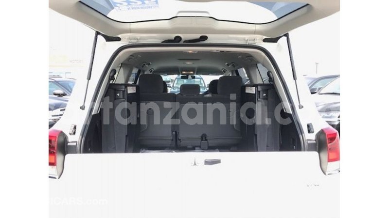 Big with watermark toyota land cruiser arusha import dubai 8702