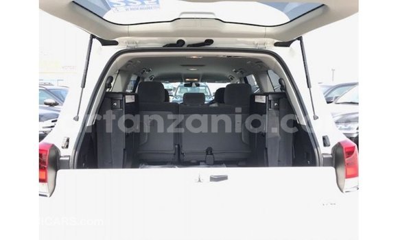 Buy Import Toyota Land Cruiser White Car in Import - Dubai in Arusha Buy Import Toyota Land Cruiser White Car in Import - Dubai in Arusha