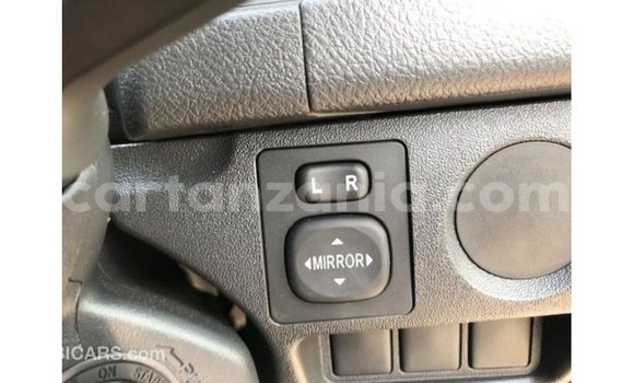 Buy Import Toyota Hiace White Car in Import - Dubai in Arusha Buy Import Toyota Hiace White Car in Import - Dubai in Arusha