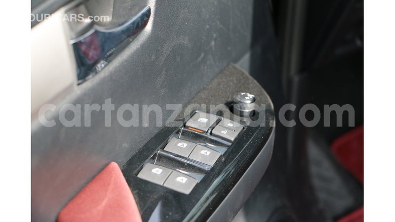 Big with watermark toyota hilux arusha import dubai 8704