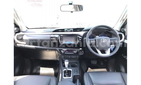 Nunua Imported Toyota Hilux Nyingine Gari ndani ya Import - Dubai nchini Arusha Nunua Imported Toyota Hilux Nyingine Gari ndani ya Import - Dubai nchini Arusha