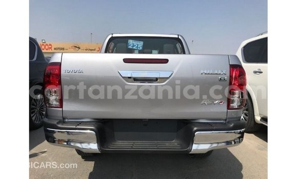 Nunua Imported Toyota Hilux Nyingine Gari ndani ya Import - Dubai nchini Arusha Nunua Imported Toyota Hilux Nyingine Gari ndani ya Import - Dubai nchini Arusha