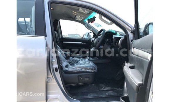 Nunua Imported Toyota Hilux Nyingine Gari ndani ya Import - Dubai nchini Arusha Nunua Imported Toyota Hilux Nyingine Gari ndani ya Import - Dubai nchini Arusha
