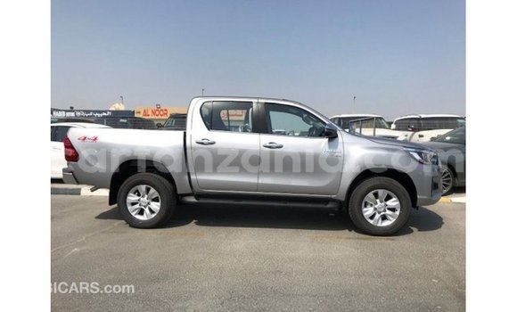 Nunua Imported Toyota Hilux Nyingine Gari ndani ya Import - Dubai nchini Arusha Nunua Imported Toyota Hilux Nyingine Gari ndani ya Import - Dubai nchini Arusha