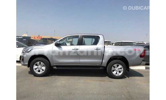 Nunua Imported Toyota Hilux Nyingine Gari ndani ya Import - Dubai nchini Arusha Nunua Imported Toyota Hilux Nyingine Gari ndani ya Import - Dubai nchini Arusha